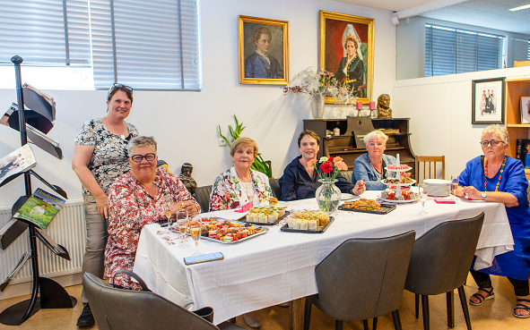 sijandi við borð web